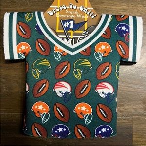 ✅ Football shirt beer bottle coozie